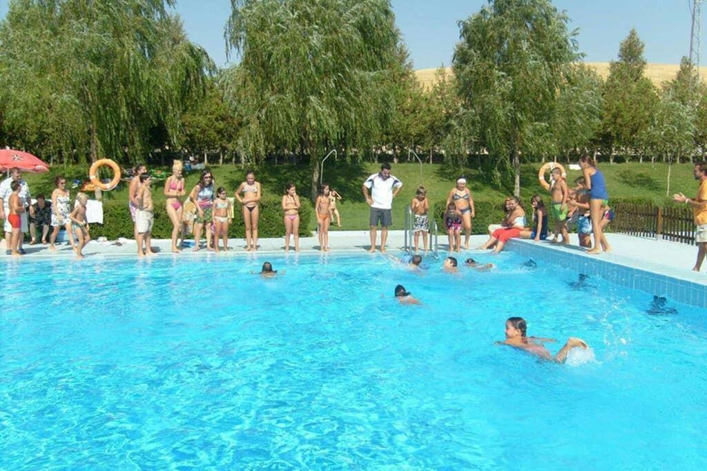 Apartamento Nuevo En Sierra Sur Sevilla Villanueva de San Juan Esterno foto